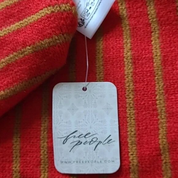 Free People NWT Essential Triangle Scarf in red gold stripes soft - Picture 4 of 6